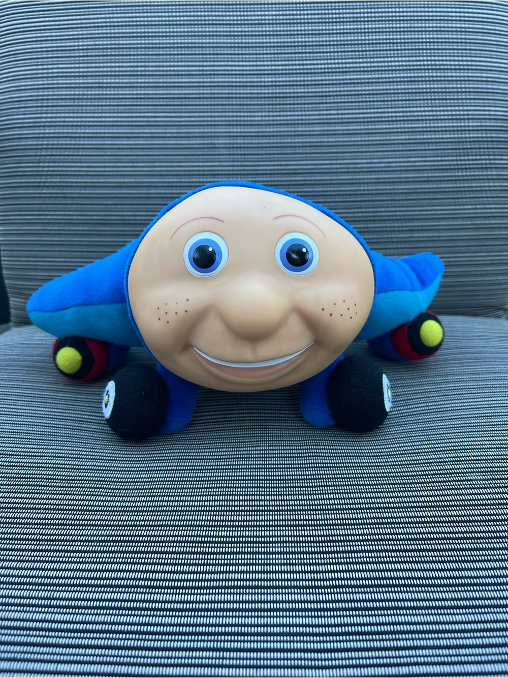 Vintage Jay Jay The Jet Plane 5"
Plush Toy by Kid power Y2K 2000’s
Stuffed Plane
